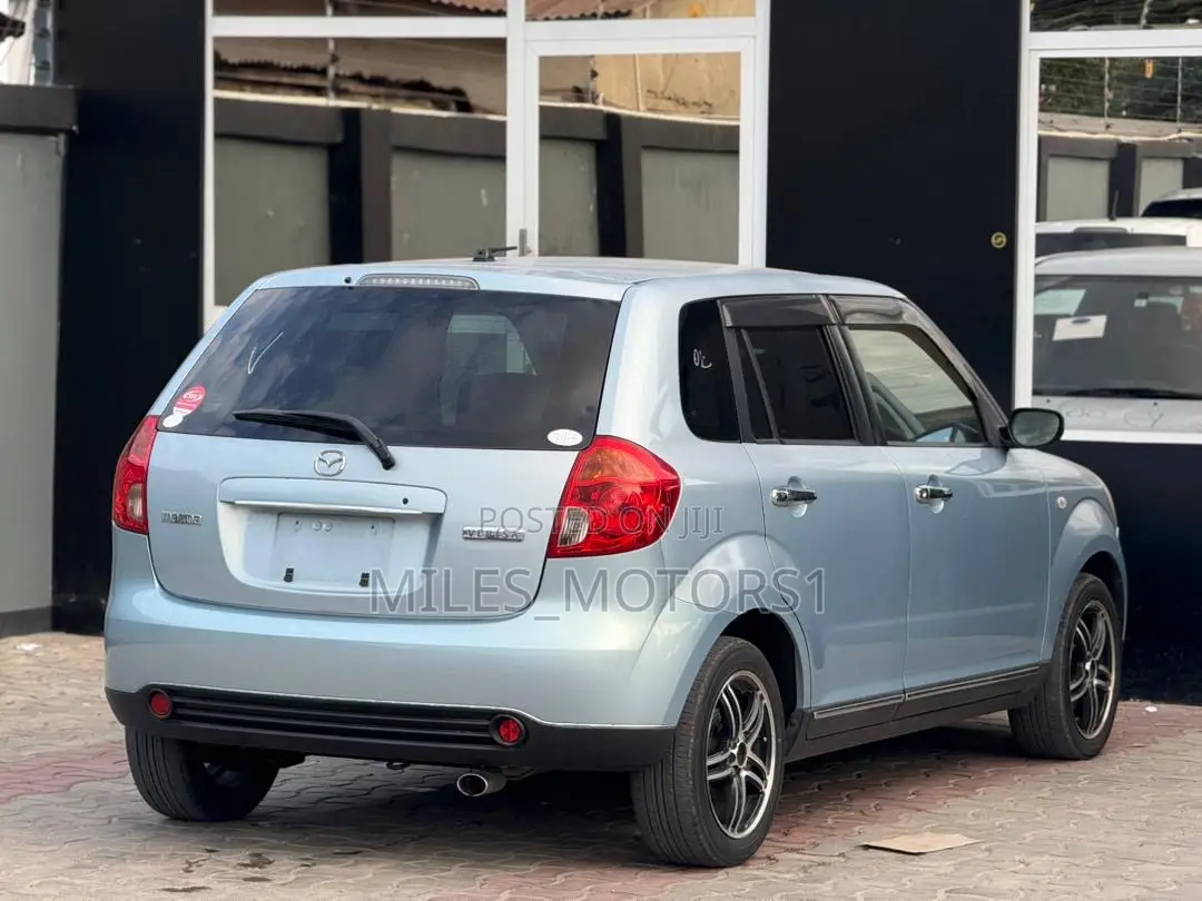 Mazda Verisa 2008 Green