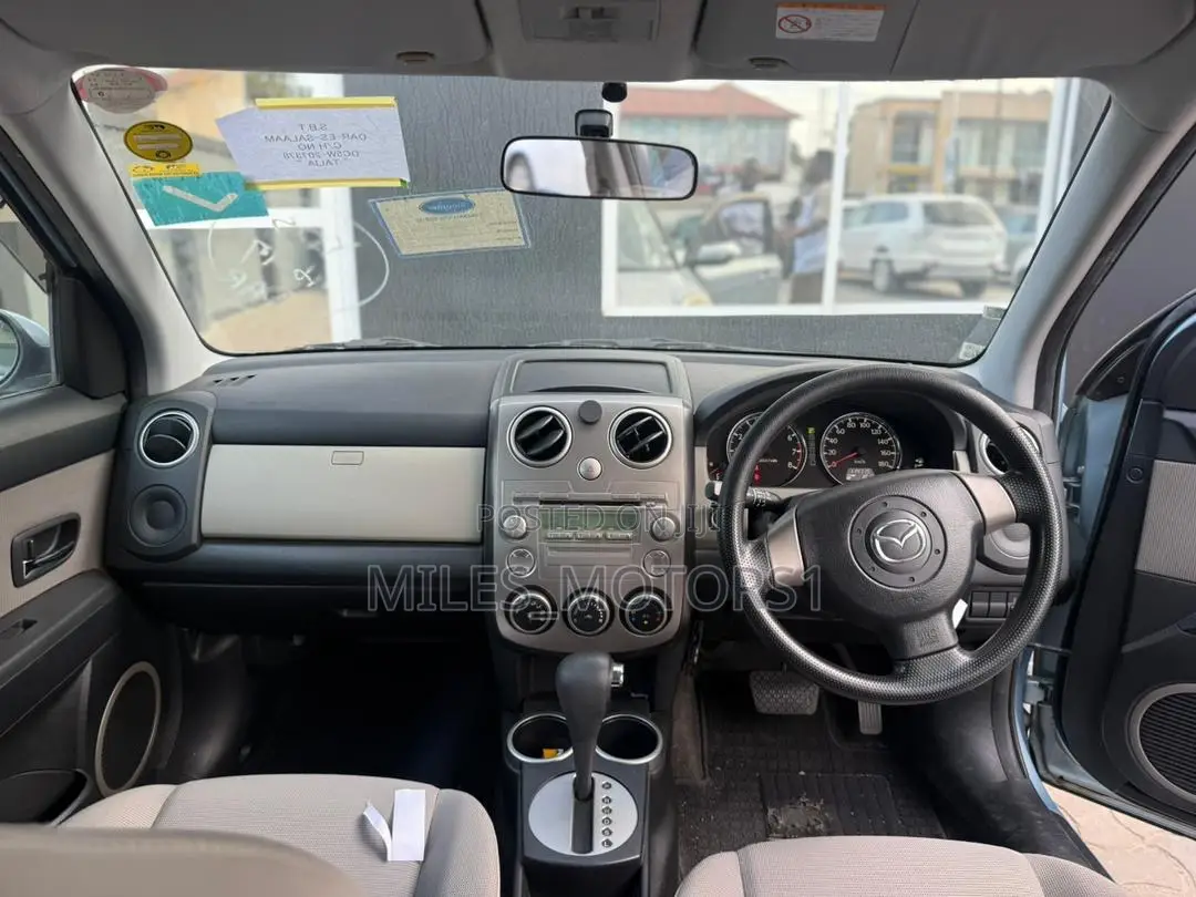 Mazda Verisa 2008 Green