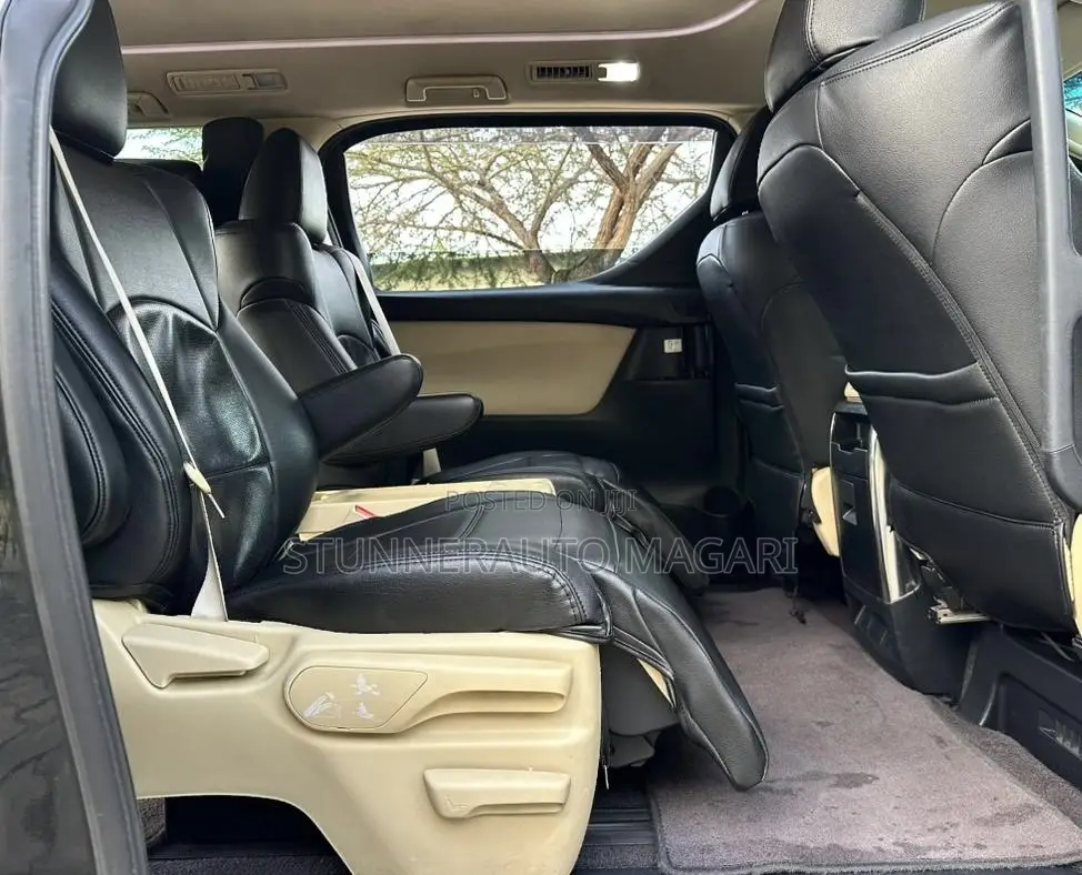 Toyota Alphard 2017 Black