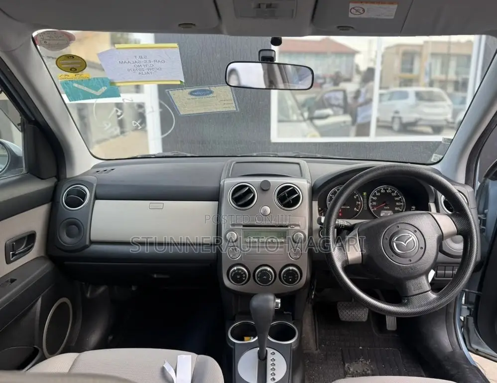 Mazda Verisa 2008 Blue