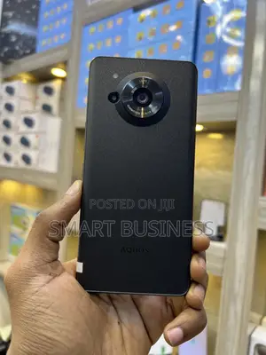 New Sharp Aquos R7 256 GB Black