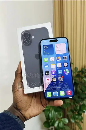 New Apple iPhone 16 128 GB Black