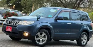 Subaru Forester 2011 Gray