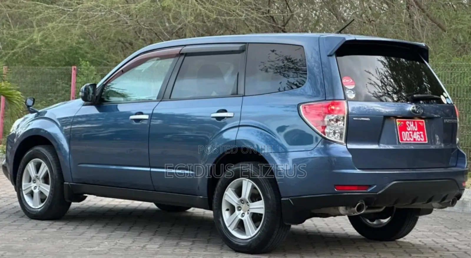 Subaru Forester 2011 Gray