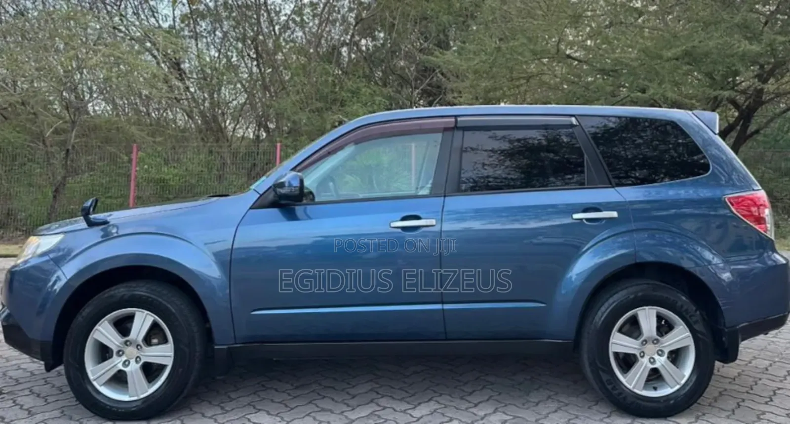 Subaru Forester 2011 Gray