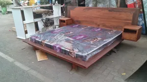 Kitanda Kizuri Sana Kikubwa King Size