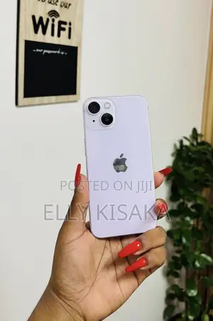 Apple iPhone 13 128 GB White