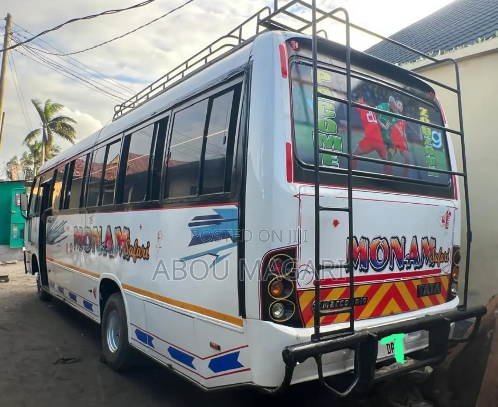 Tata Starbus Ultra Skool 1998 White