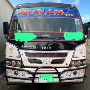 Tata Starbus Ultra Skool 1998 White