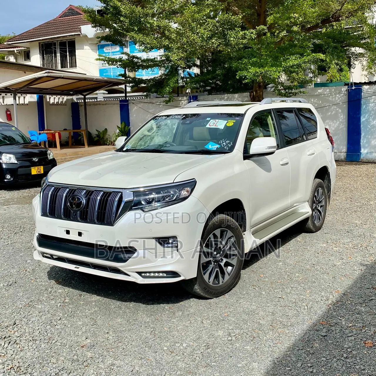 Toyota Land Cruiser Prado 2.7 2022 Off white