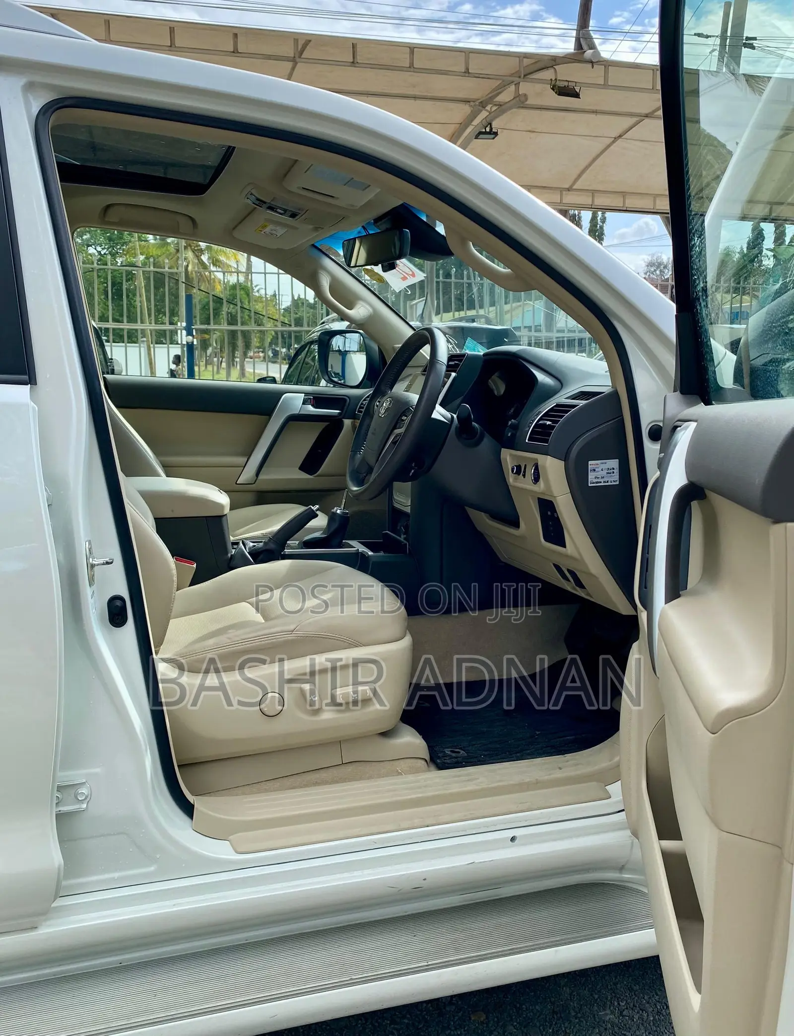 Toyota Land Cruiser Prado 2.7 2022 Off white