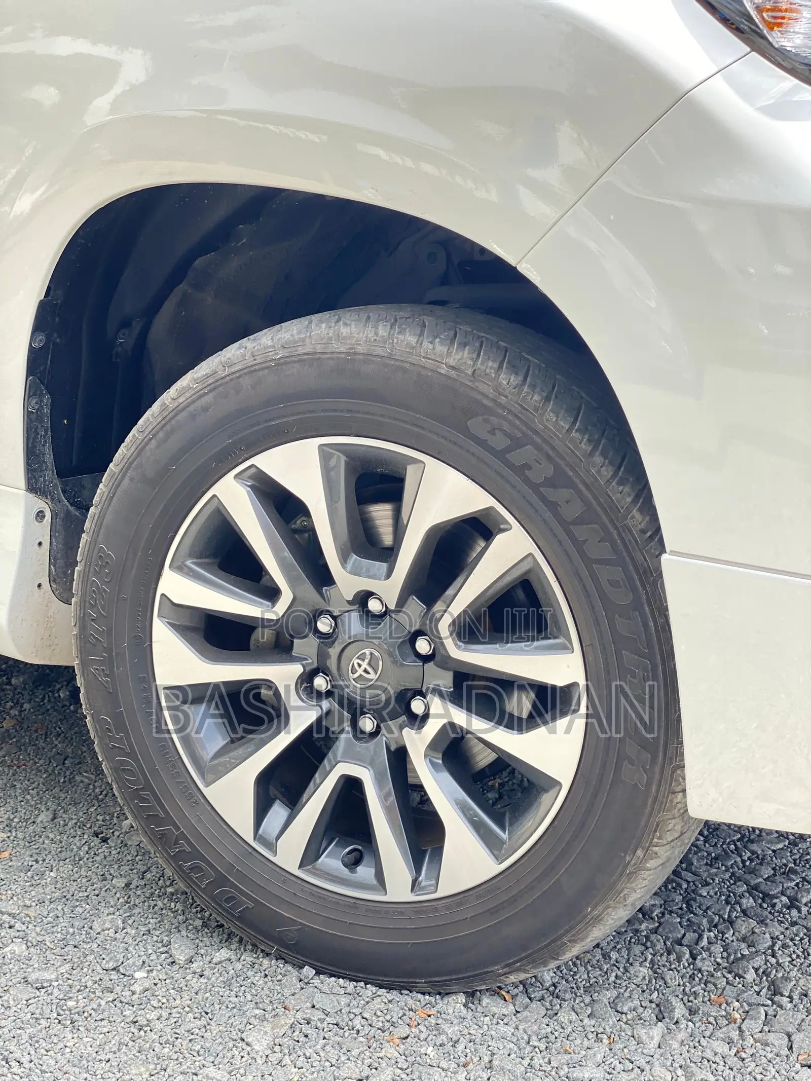Toyota Land Cruiser Prado 2.7 2022 Off white