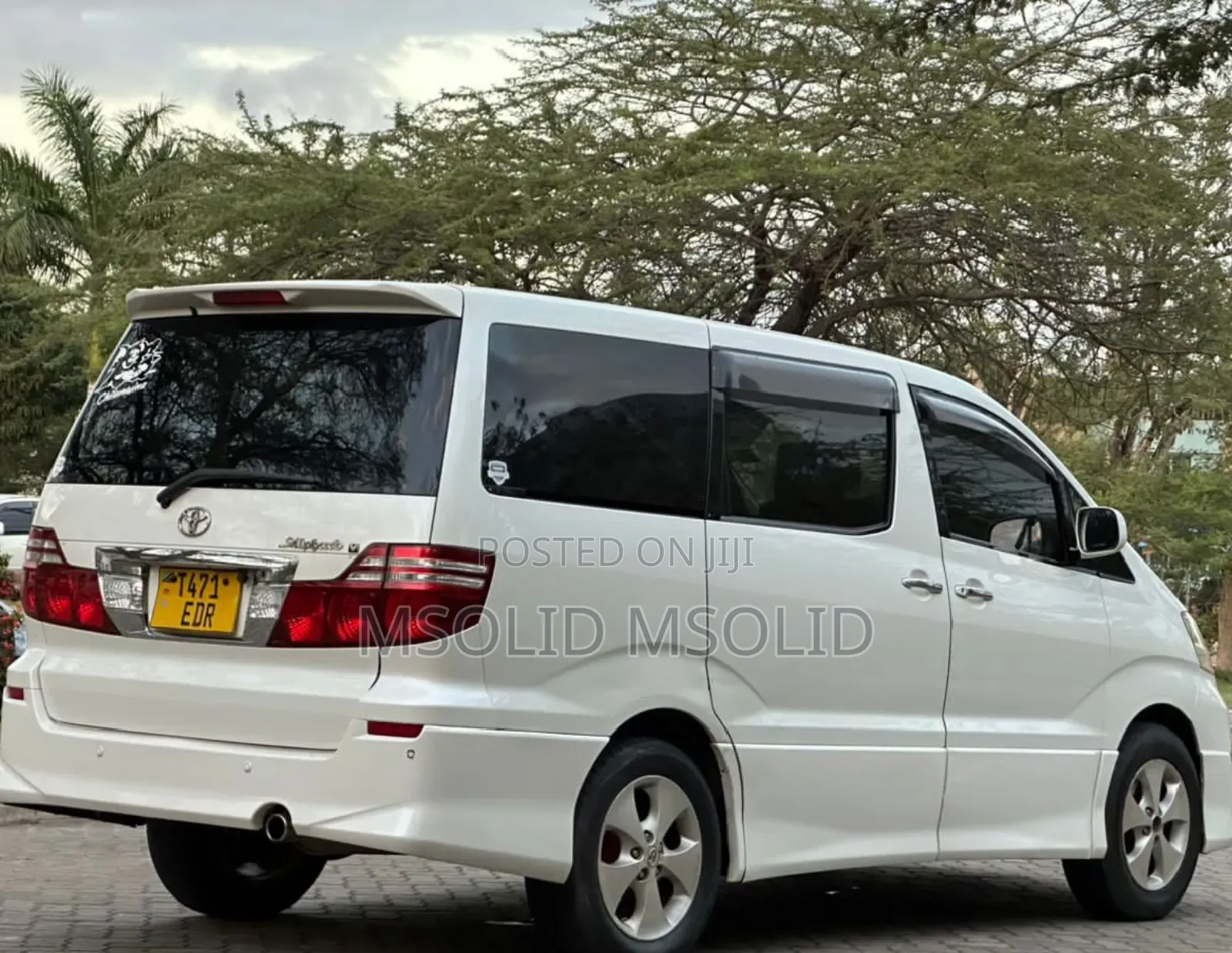 Toyota Alphard 2006 White