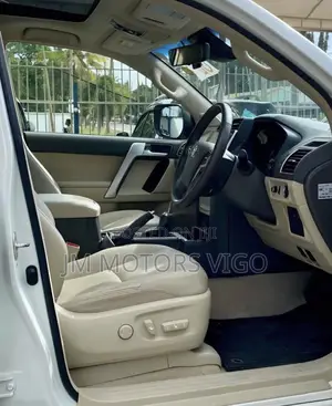 Toyota Land Cruiser Prado 2022 Pearl