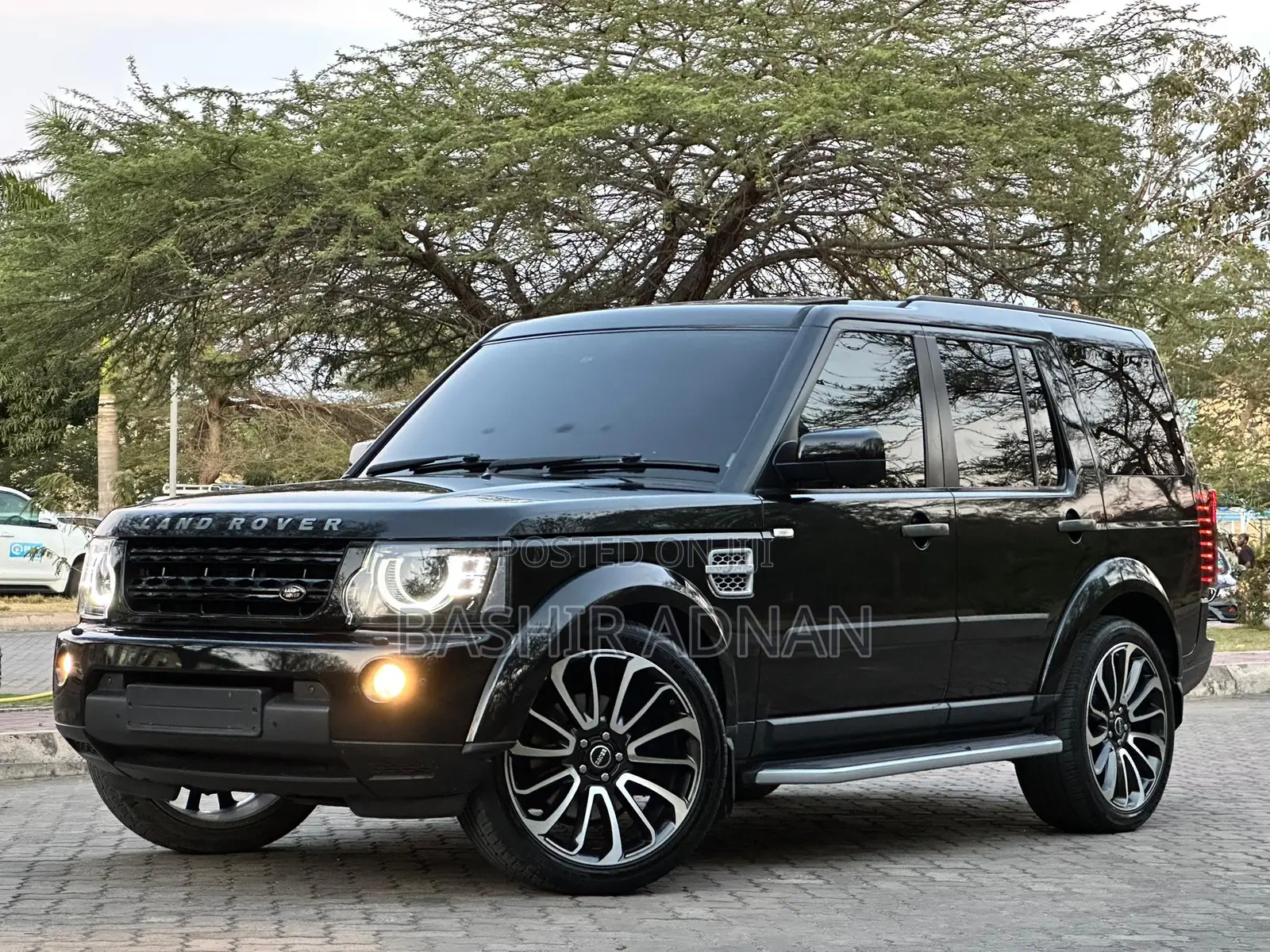 Land Rover Discovery 2014 Black