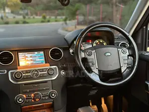 Land Rover Discovery 2014 Black