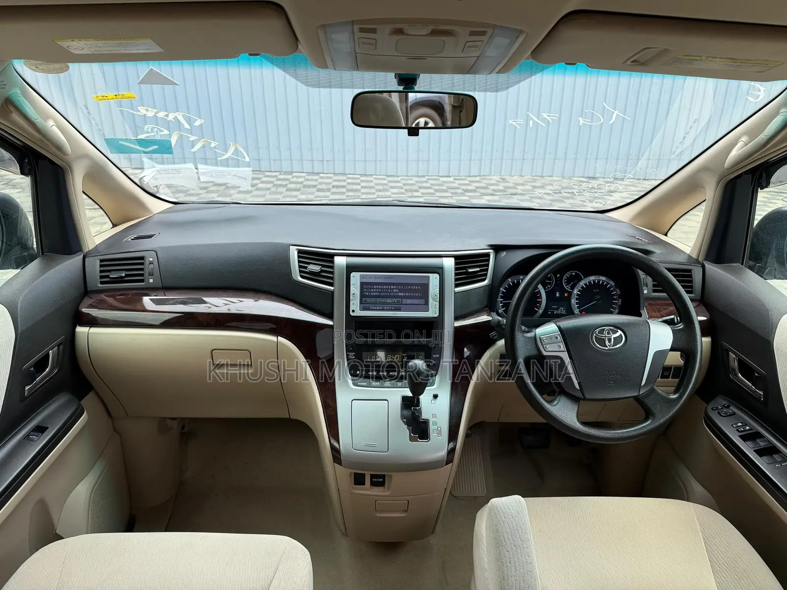 Toyota Alphard 2.4 Petrol FWD 2014 Silver