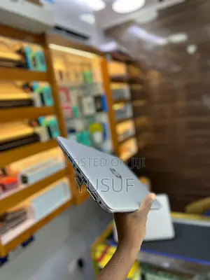 Laptop HP EliteBook 820 G3 12GB Intel Core I7 SSD 640GB