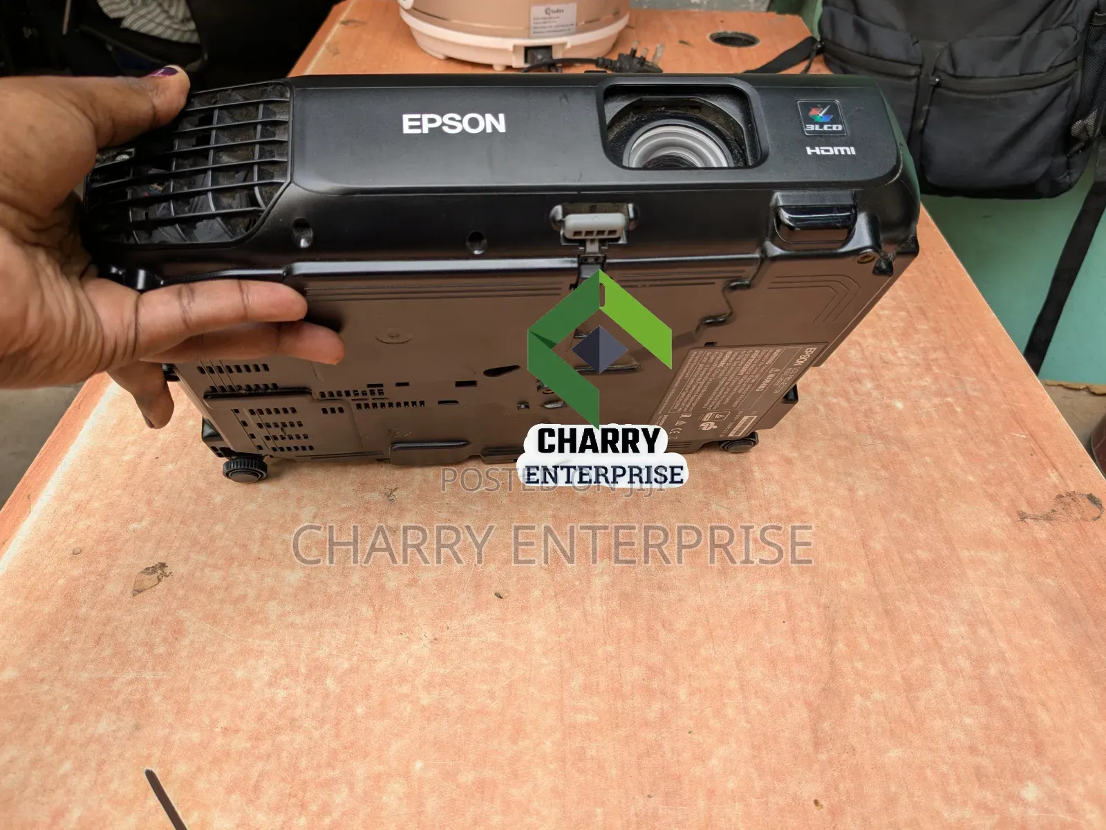 Epson Eb-X03 3lcd Portable Projector Perfect for Office and Home Use