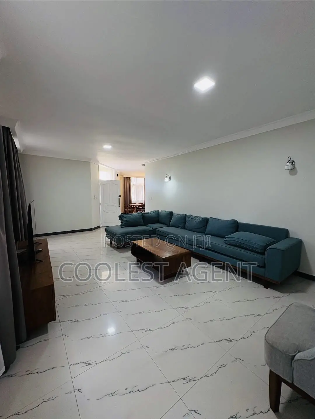Furnished 4bdrm Villa in Coolest Estate for rent