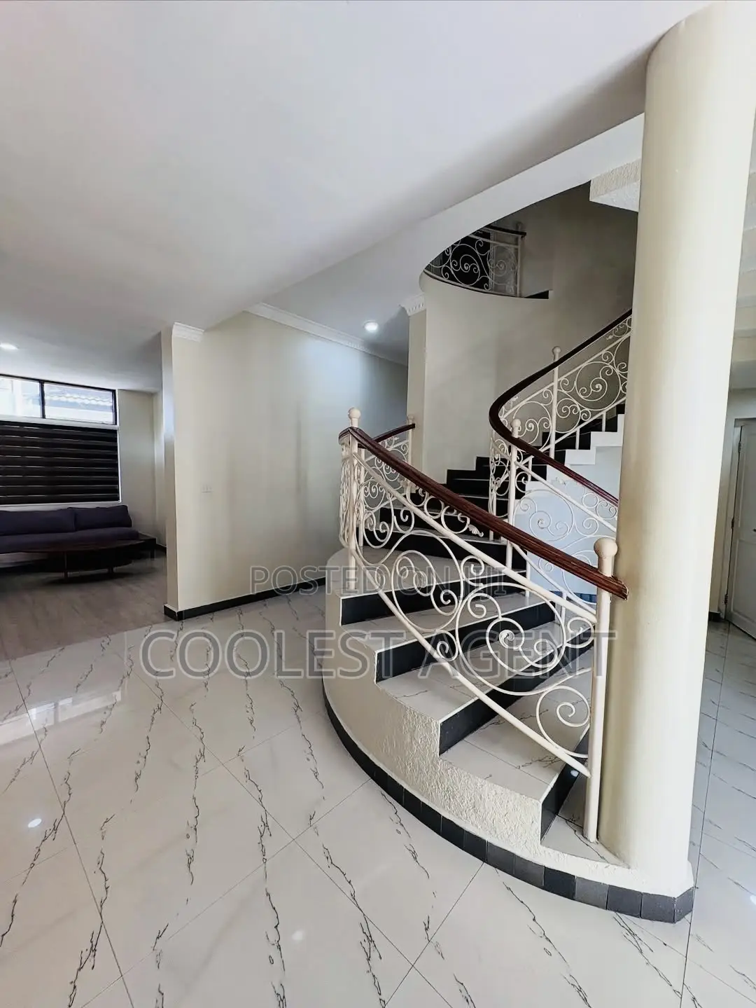 Furnished 4bdrm Villa in Coolest Estate for rent