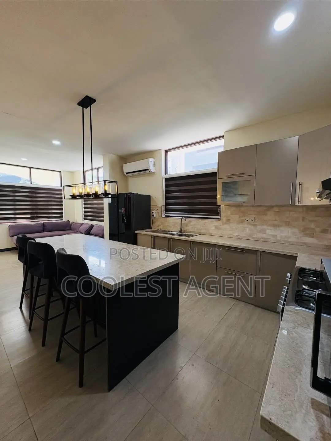 Furnished 4bdrm Villa in Coolest Estate for rent
