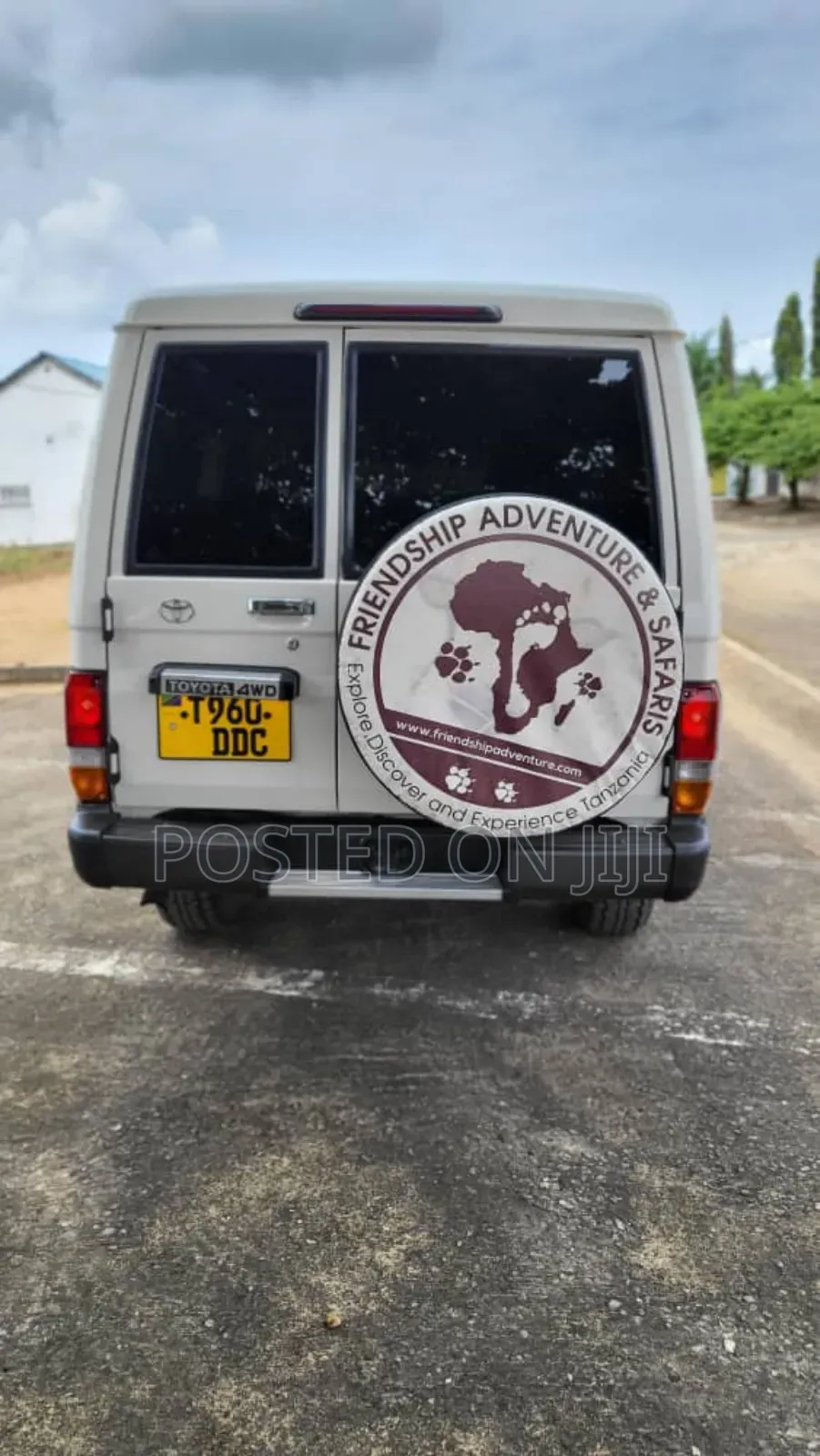 Toyota Land Cruiser 2004 White