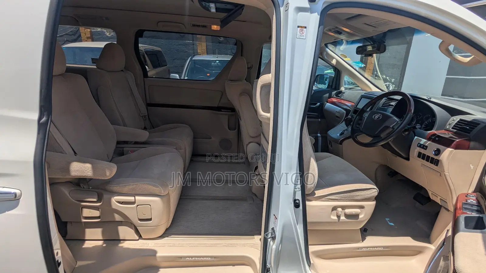 Toyota Alphard 2009 Pearl