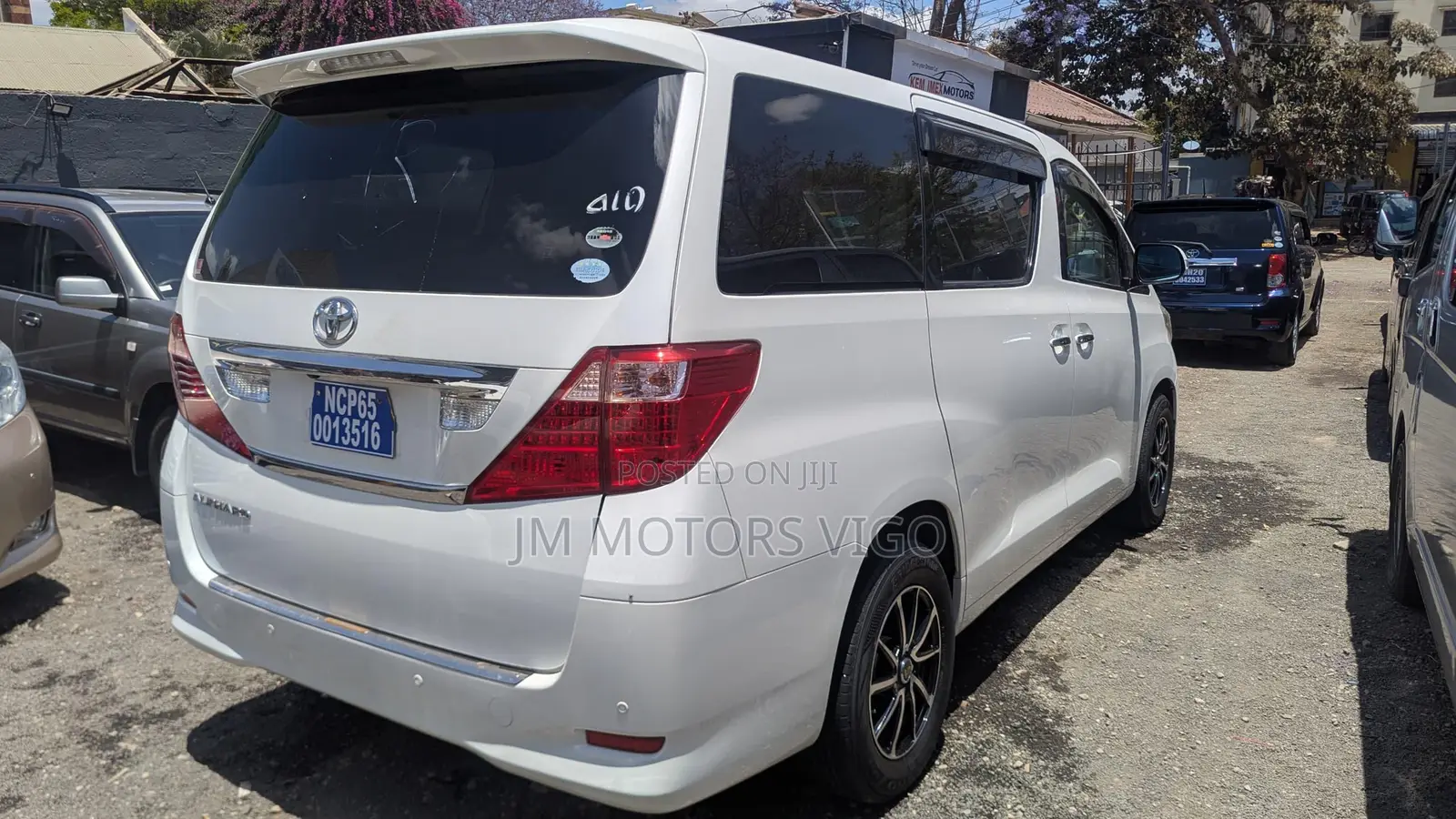 Toyota Alphard 2009 Pearl