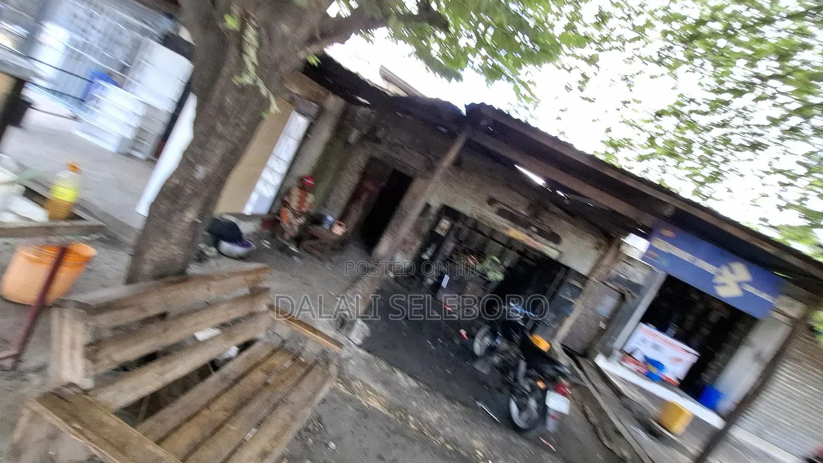 8bdrm Bungalow in Mwananyamala B for sale