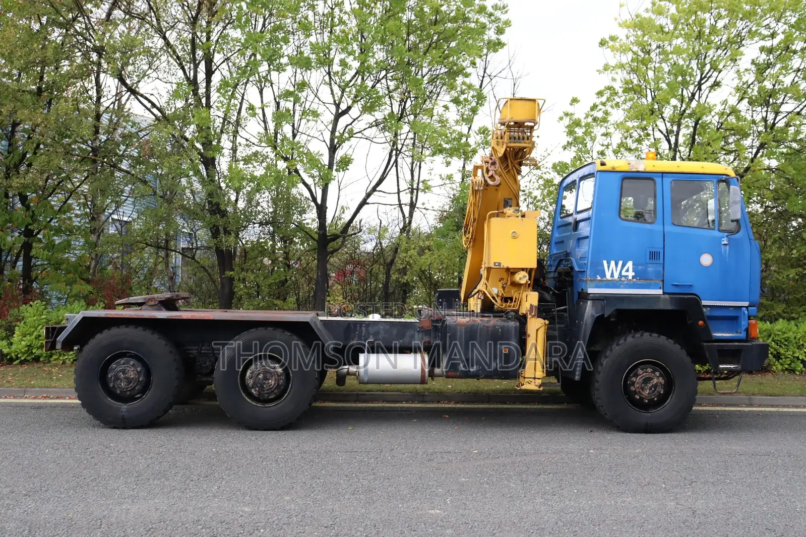 6x6 Crane Truck 4 Importation