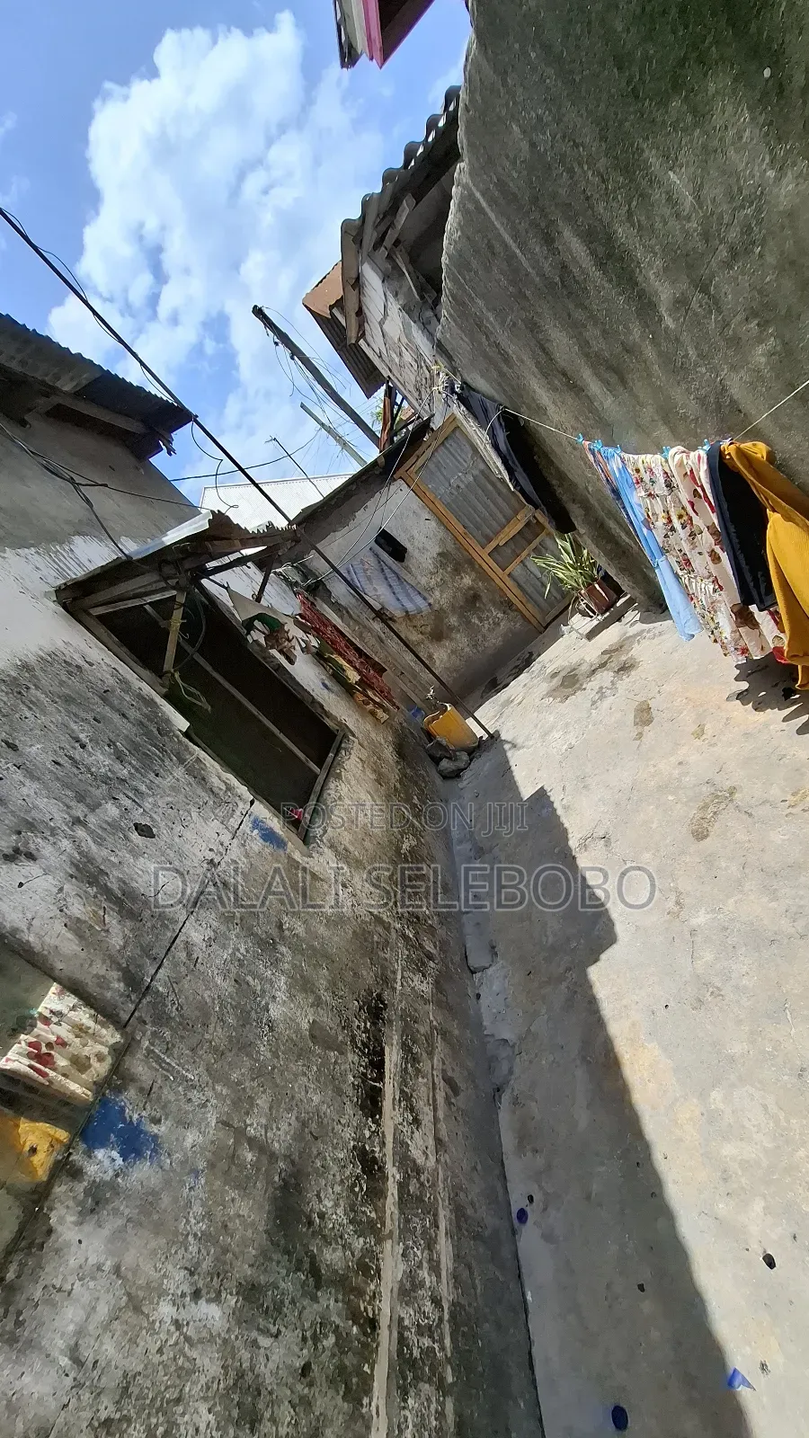 6bdrm Bungalow in Kinondoni Hananasif for sale