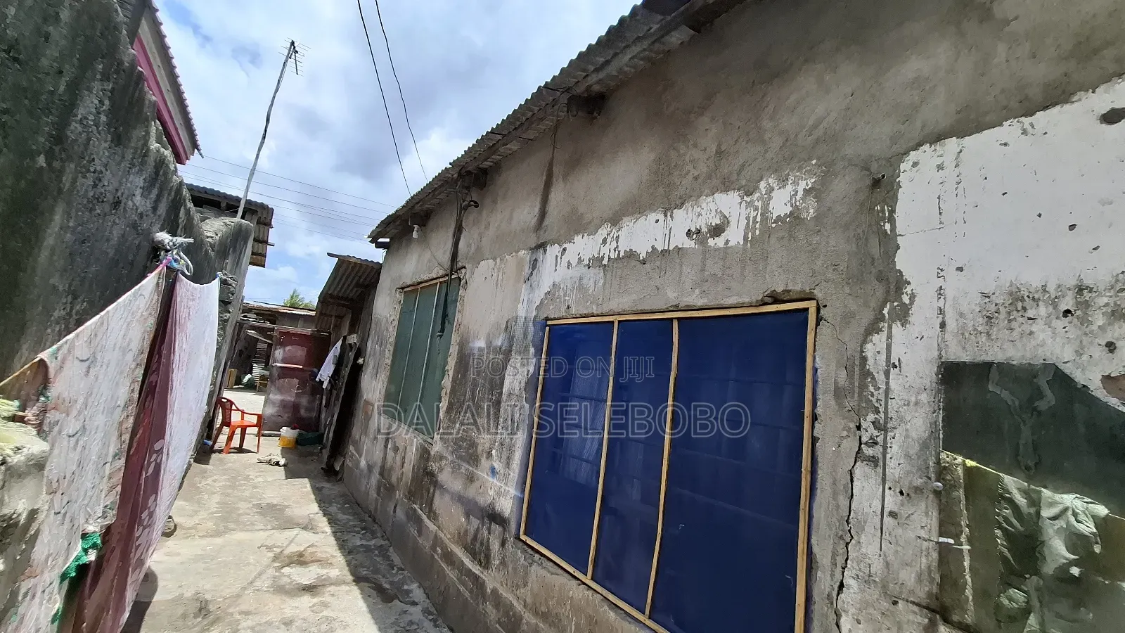 6bdrm Bungalow in Kinondoni Hananasif for sale