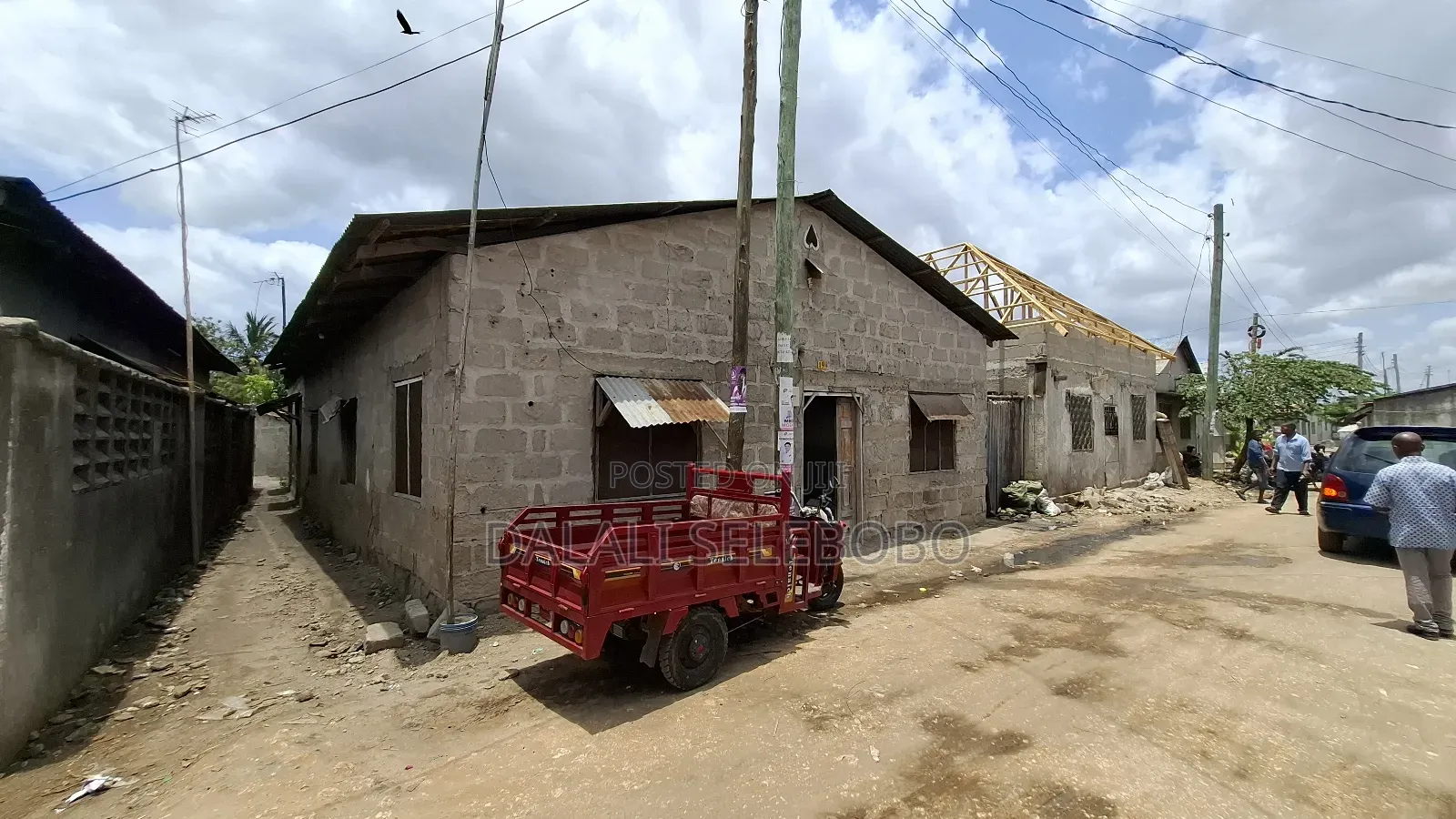 6bdrm Bungalow in Kinondoni Hananasif for sale