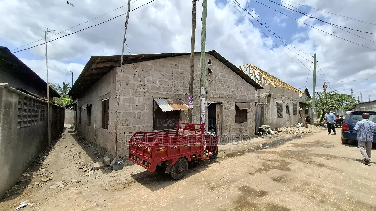 6bdrm Bungalow in Kinondoni Hananasif for sale