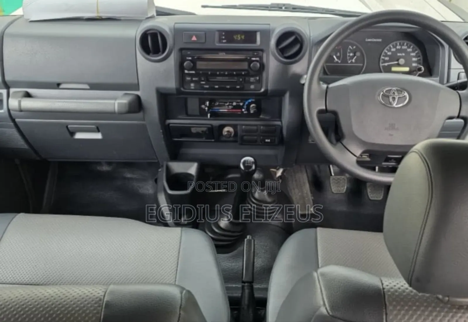 Toyota Land Cruiser 2013 White
