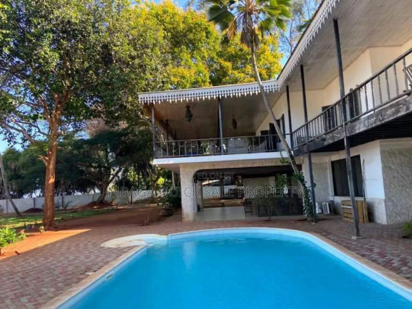 8bdrm House in Mbezi Beach for sale