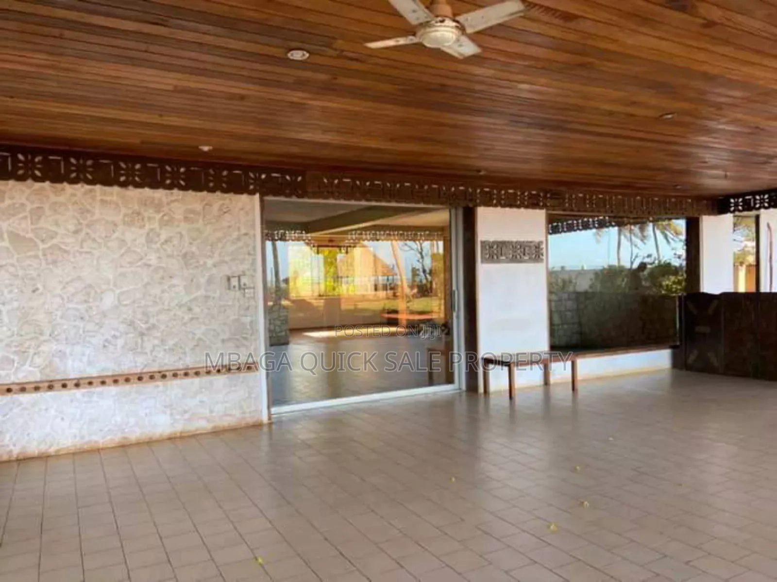 8bdrm House in Mbezi Beach for sale
