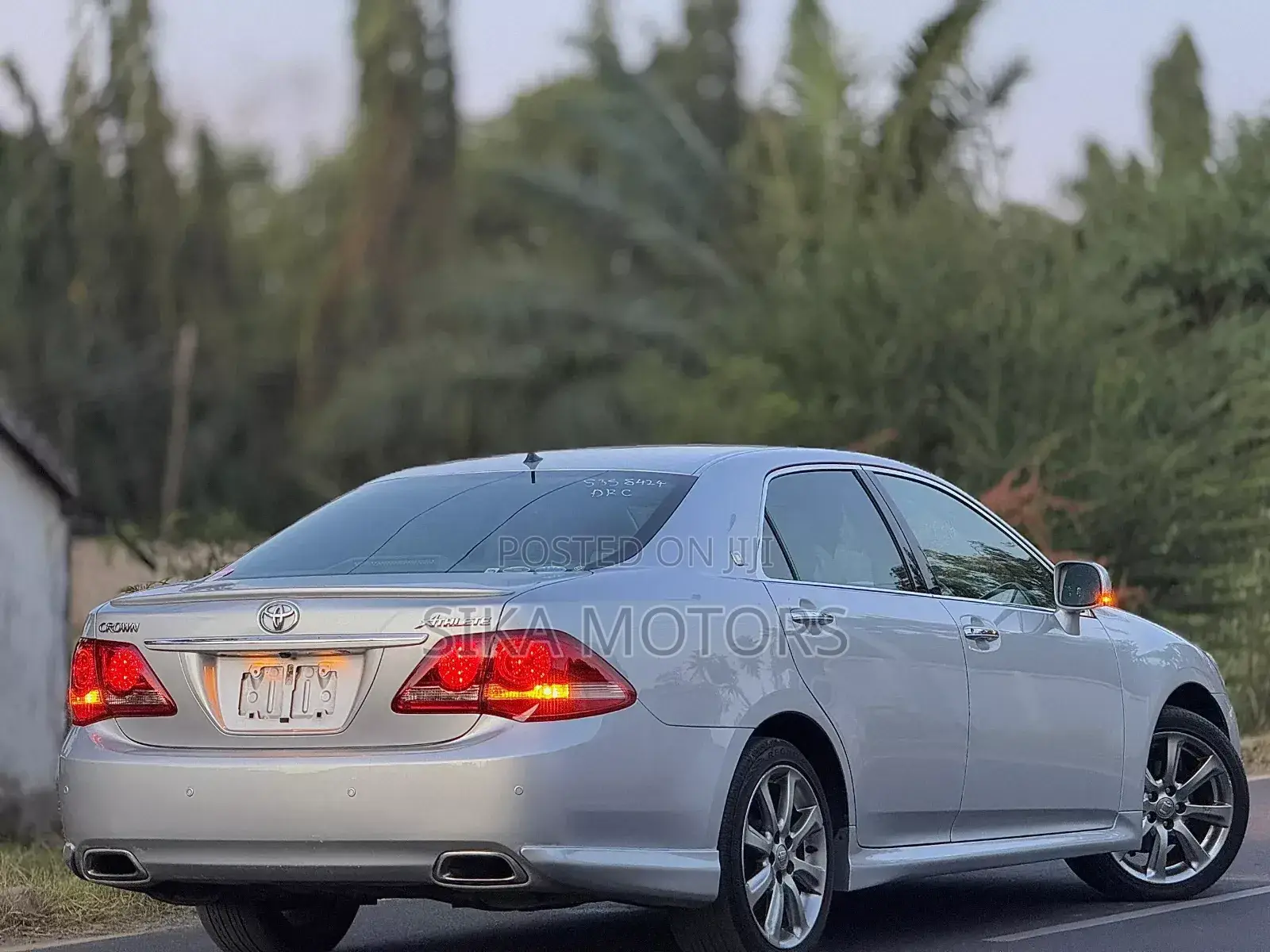 Toyota Crown 2009 Silver