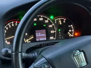 Toyota Crown 2009 Silver