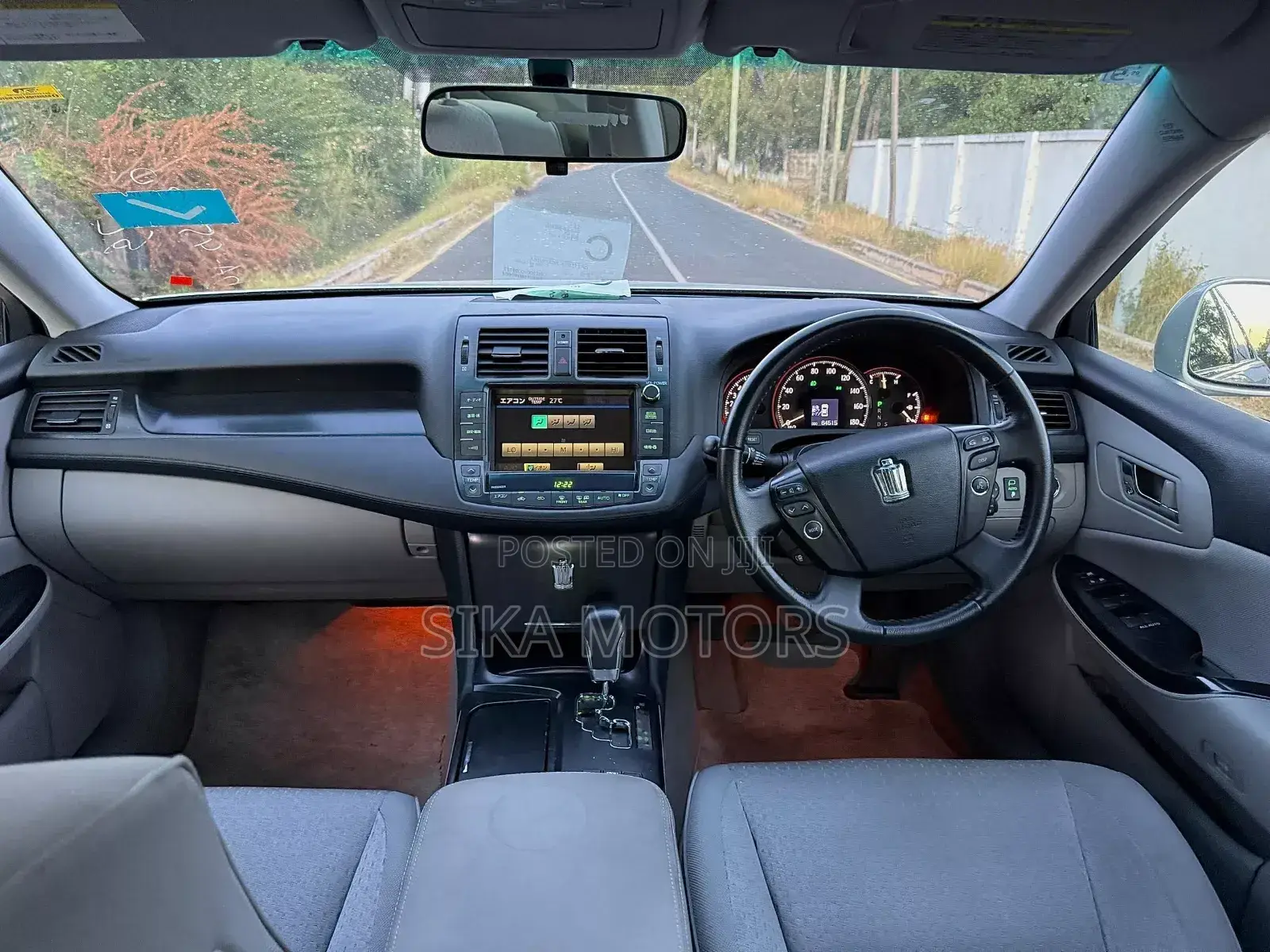 Toyota Crown 2009 Silver