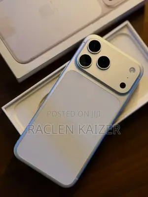 New Apple iPhone 17 Pro Max 512 GB Silver