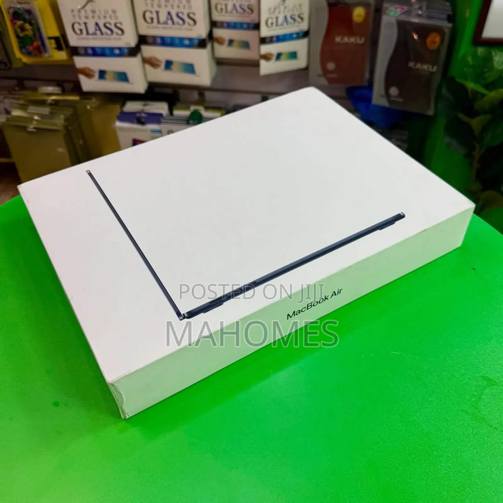 New Laptop Apple MacBook Air 2025 M4 13-Inch 24GB Apple M4 SSD 512GB
