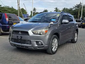 Mitsubishi RVR 2.0 2011 Gray
