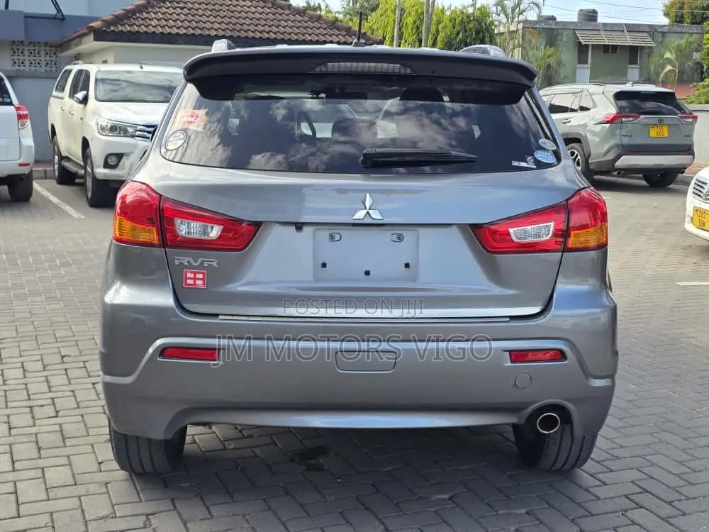 Mitsubishi RVR 2.0 2011 Gray