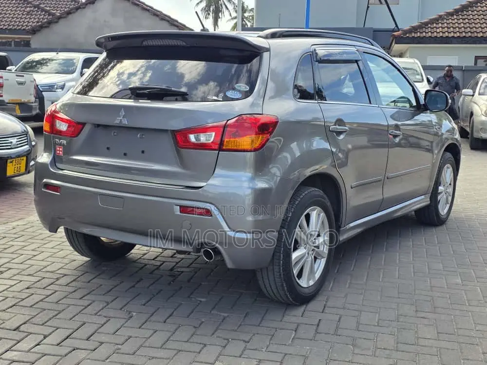Mitsubishi RVR 2.0 2011 Gray