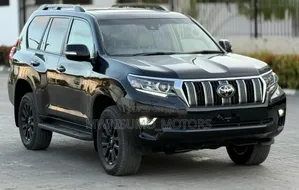 Toyota Land Cruiser Prado 2022 Black