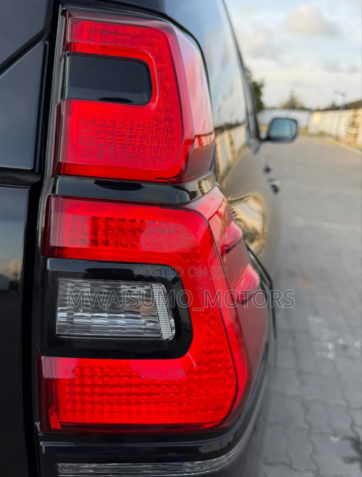 Toyota Land Cruiser Prado 2022 Black