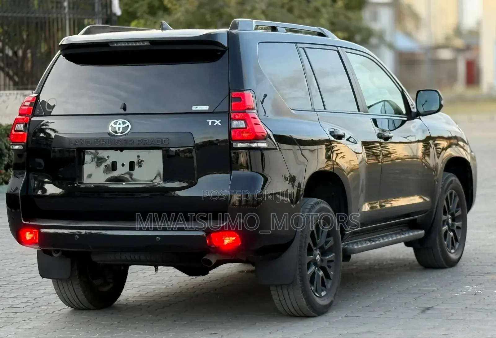 Toyota Land Cruiser Prado 2022 Black