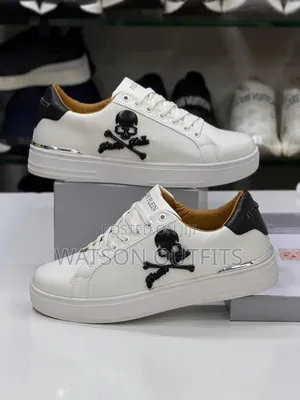 Men's Sneakers or Men's Shoes Very Very Classic and Smart
